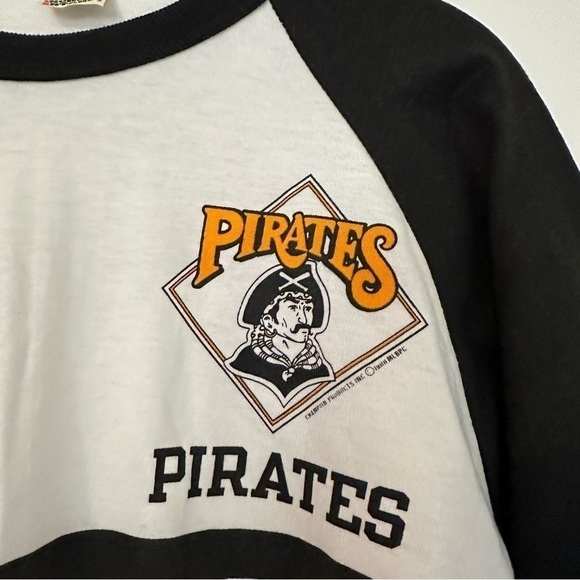 Vintage Champion Pittsburgh Pirates Baseball Tee New - Picture 4 of 8